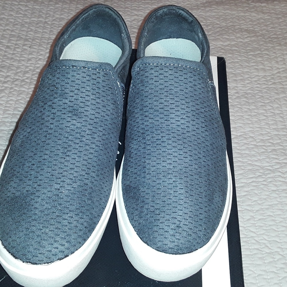 Slip on shoes